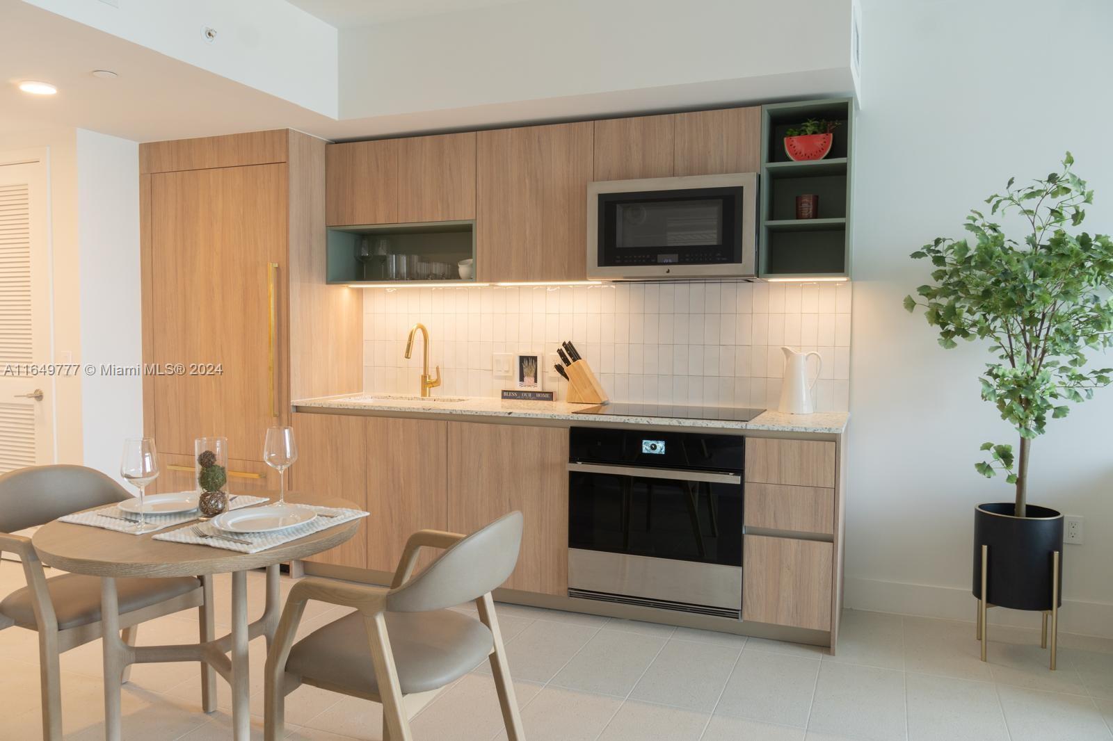 601 NE 1 Ave #4704, Miami FL 33132