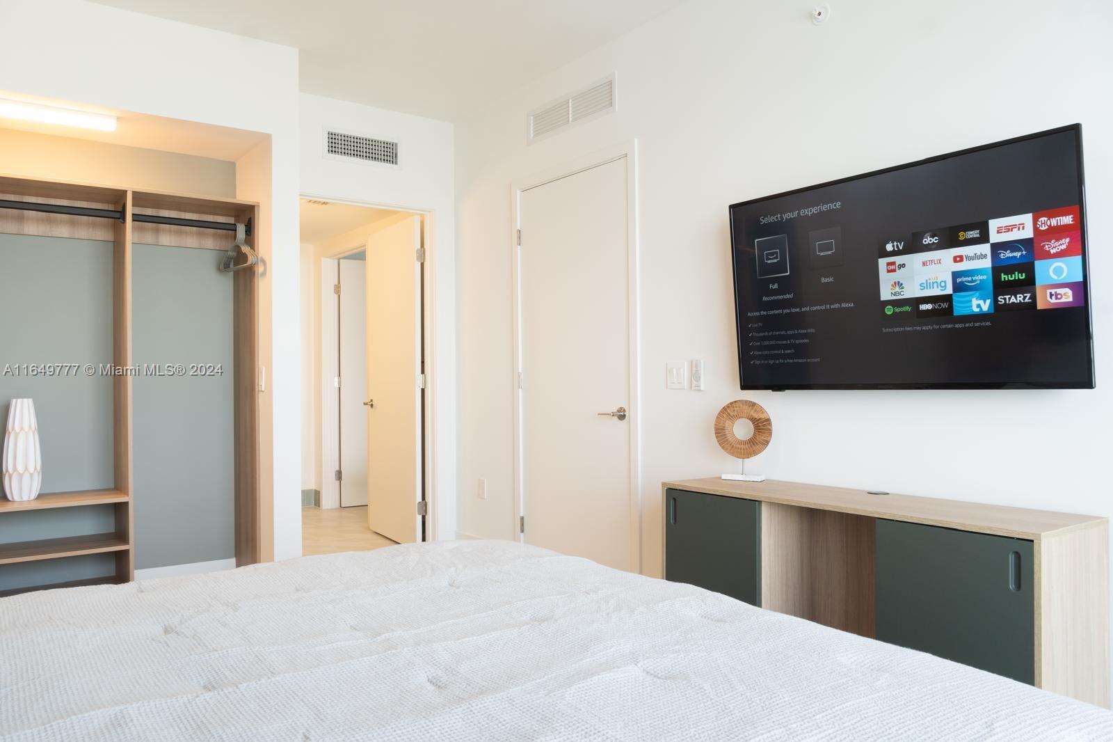 601 NE 1 Ave #4704, Miami FL 33132