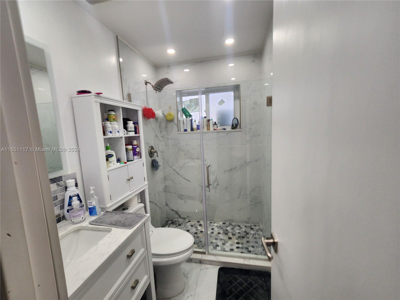 1025 NE 13th Ave, Homestead FL 33033