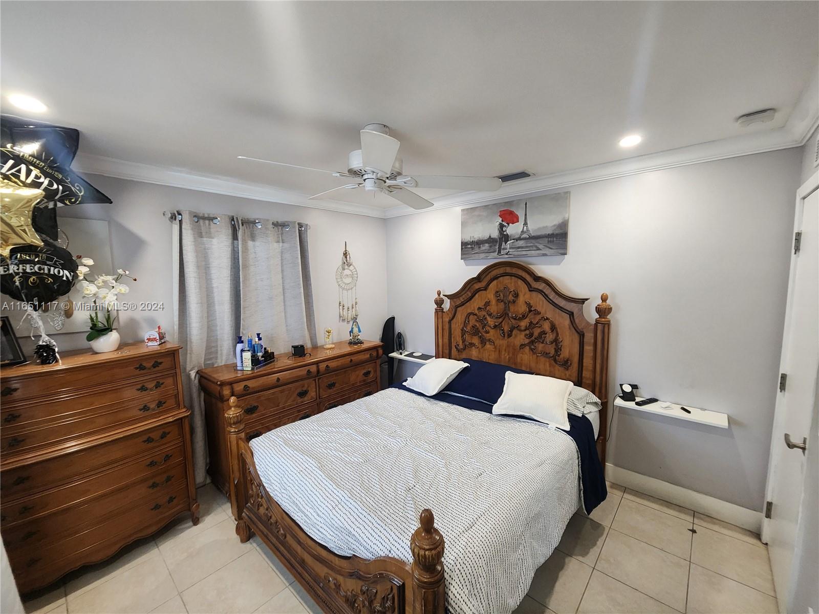 1025 NE 13th Ave, Homestead FL 33033