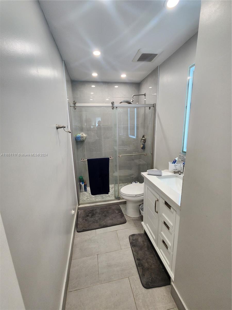 1025 NE 13th Ave, Homestead FL 33033