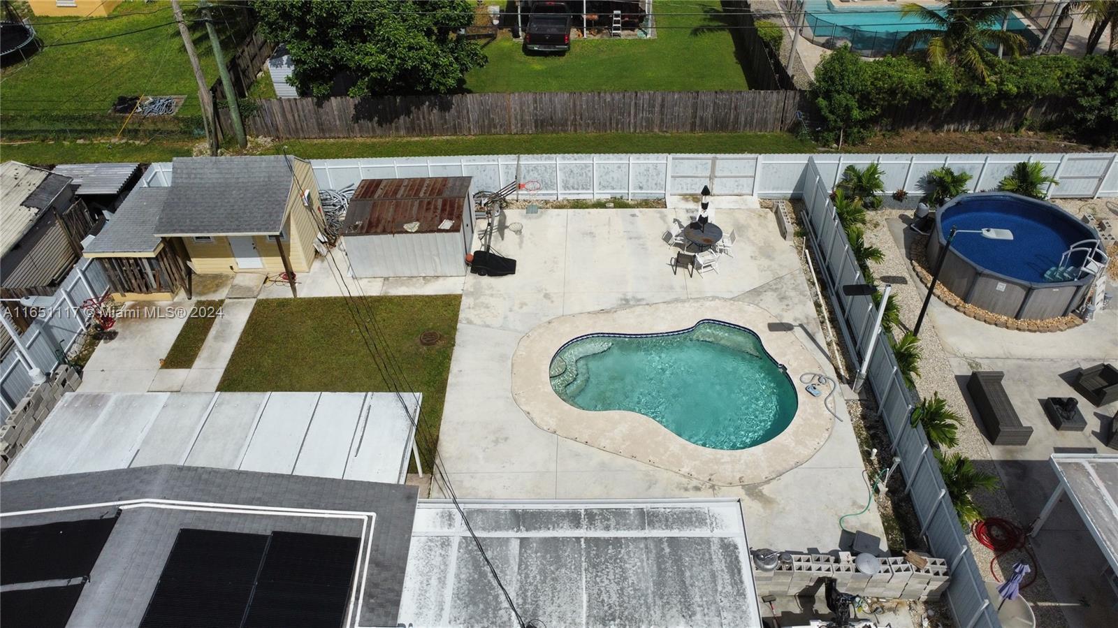 1025 NE 13th Ave, Homestead FL 33033