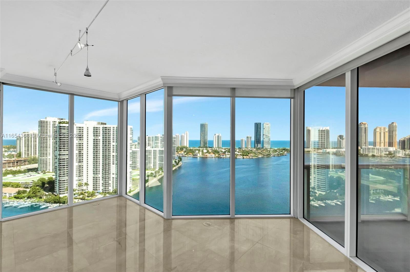 3370 Hidden Bay Dr #2708, Aventura FL 33180