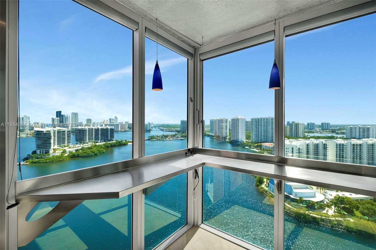 3370 Hidden Bay Dr #2708, Aventura FL 33180