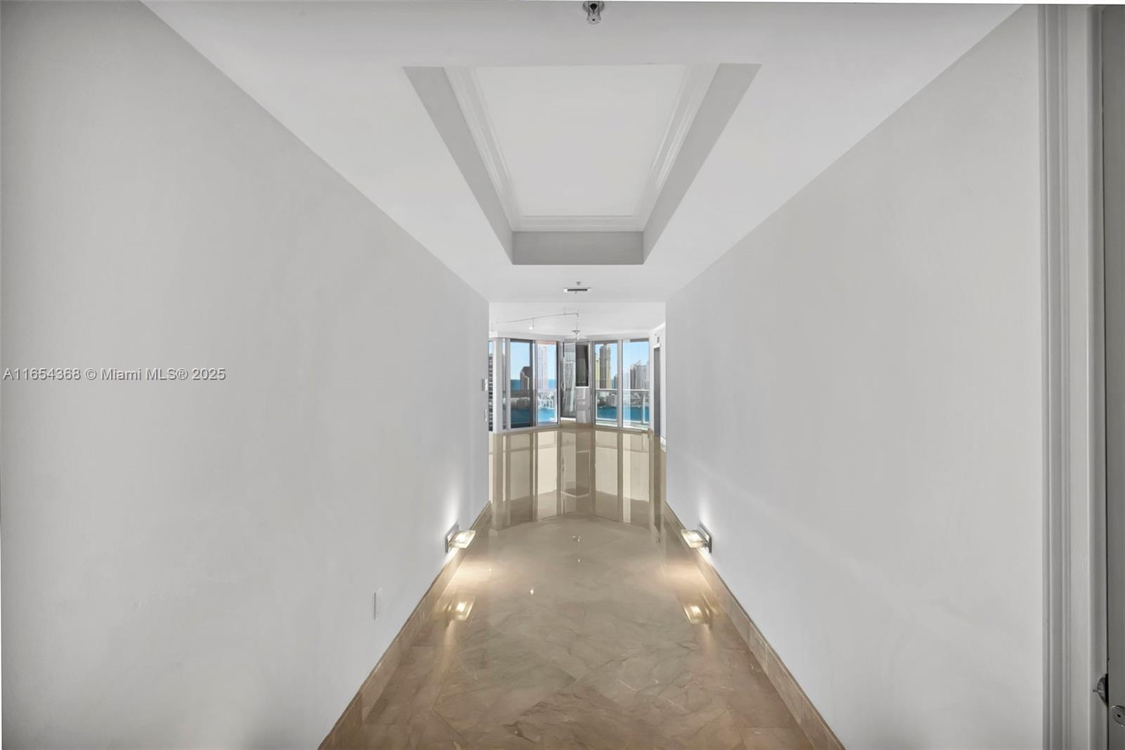 3370 Hidden Bay Dr #2708, Aventura FL 33180
