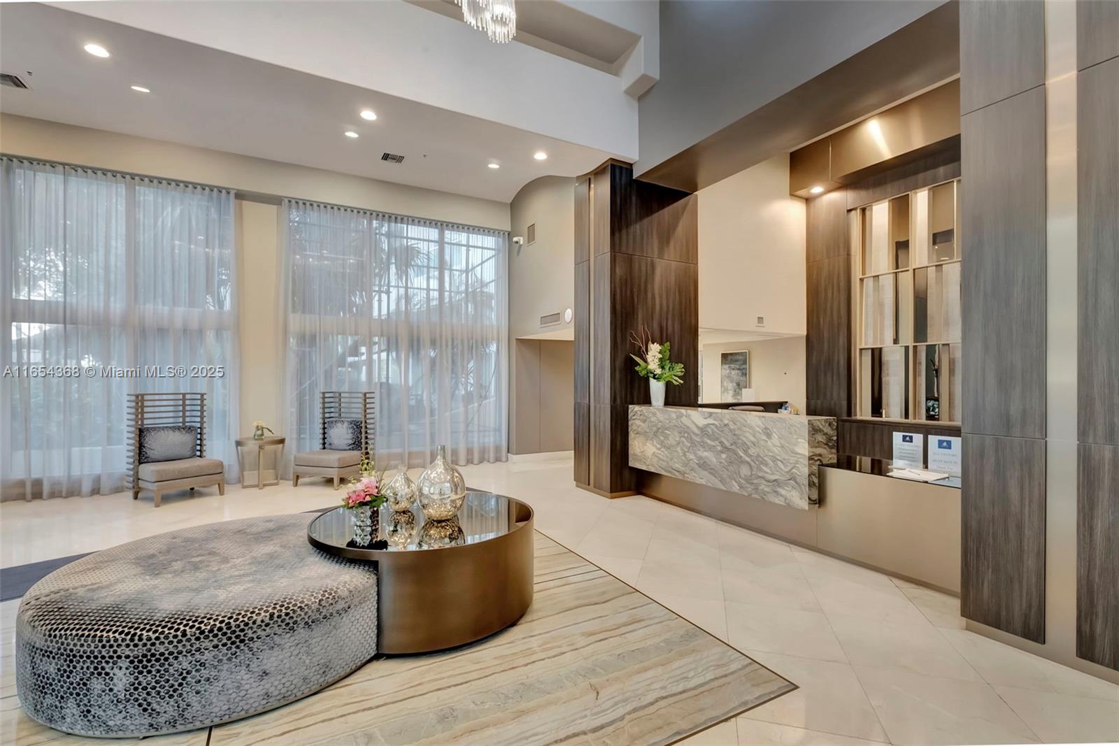 3370 Hidden Bay Dr #2708, Aventura FL 33180