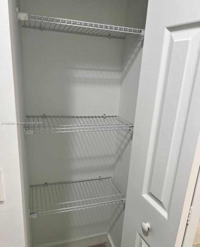 640 W 18th St #107, Hialeah FL 33010