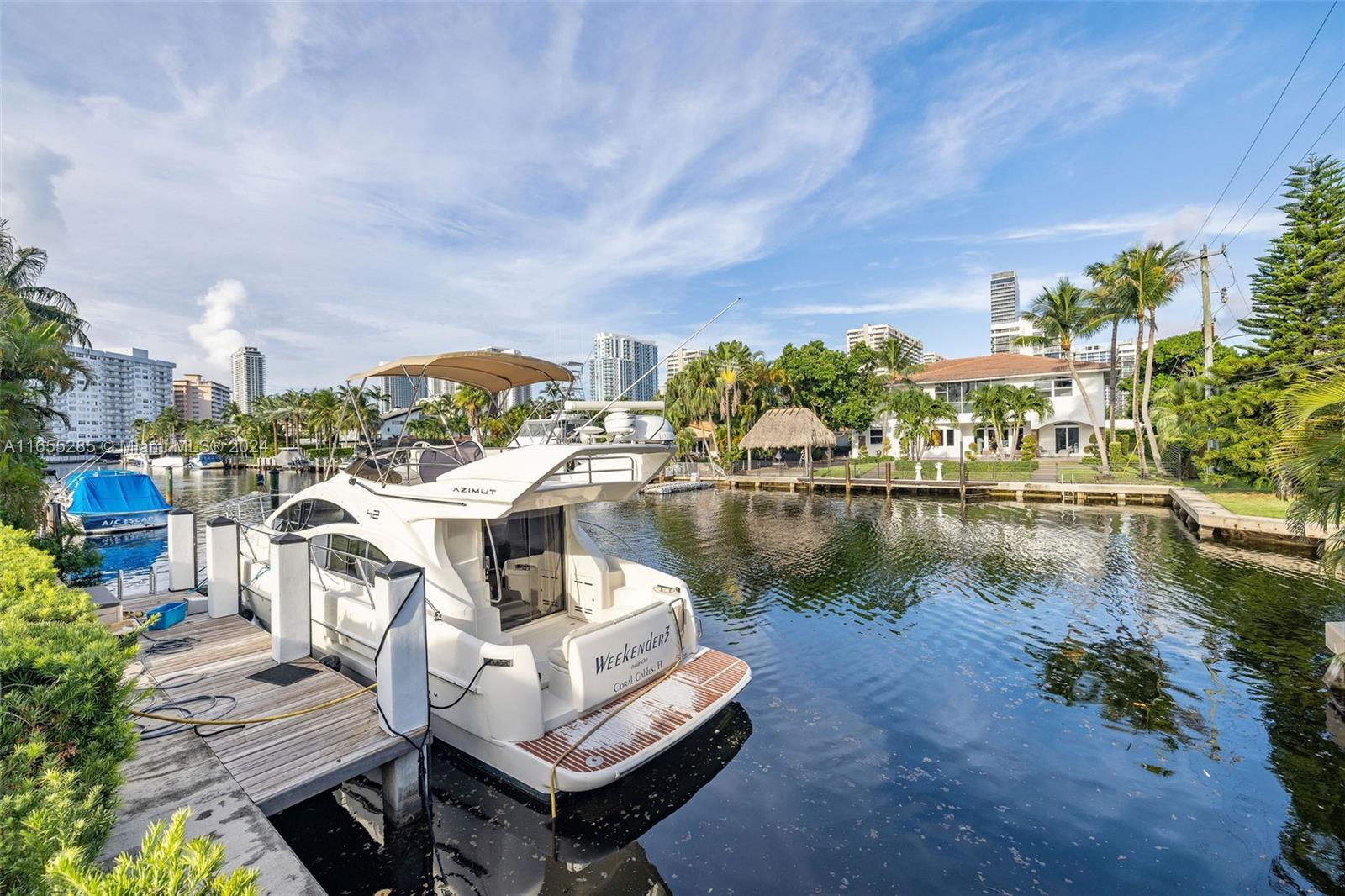 543 Hibiscus Dr, Hallandale Beach FL 33009