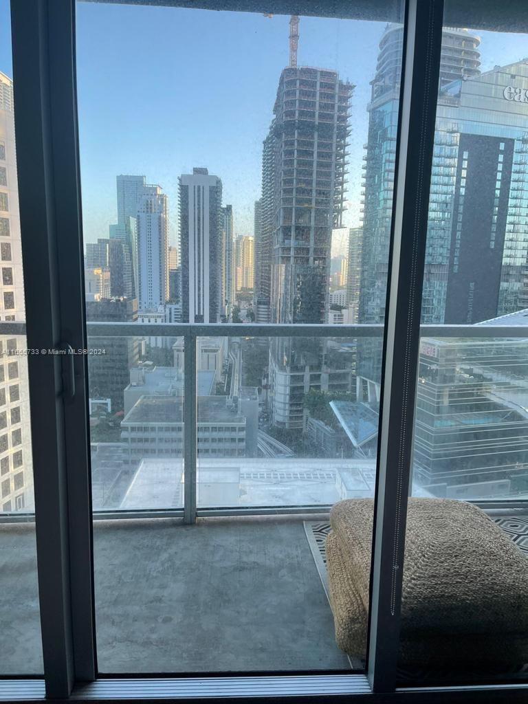 55 SE 6th St #2904, Miami FL 33131