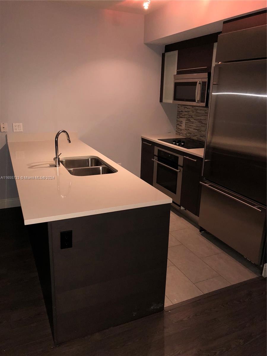 55 SE 6th St #2904, Miami FL 33131