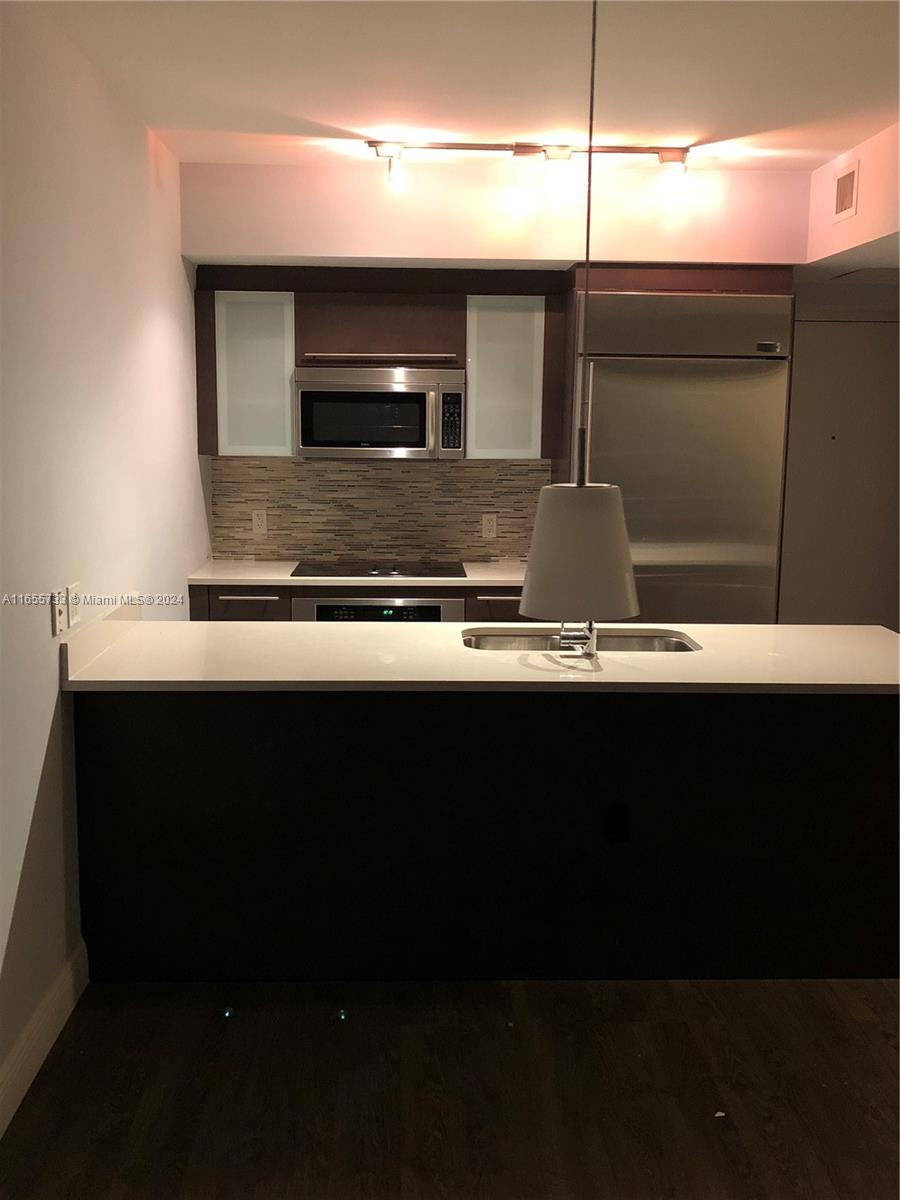 55 SE 6th St #2904, Miami FL 33131