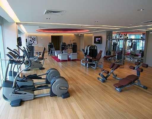 55 SE 6th St #2904, Miami FL 33131