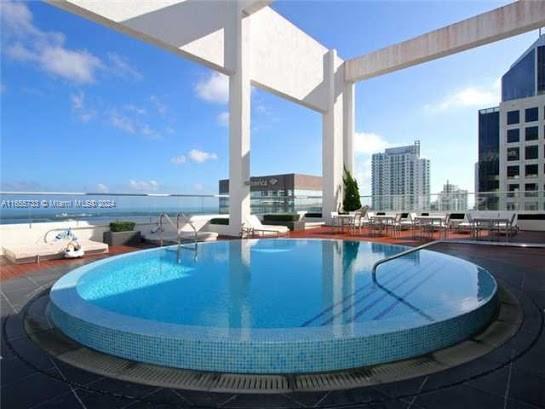 55 SE 6th St #2904, Miami FL 33131