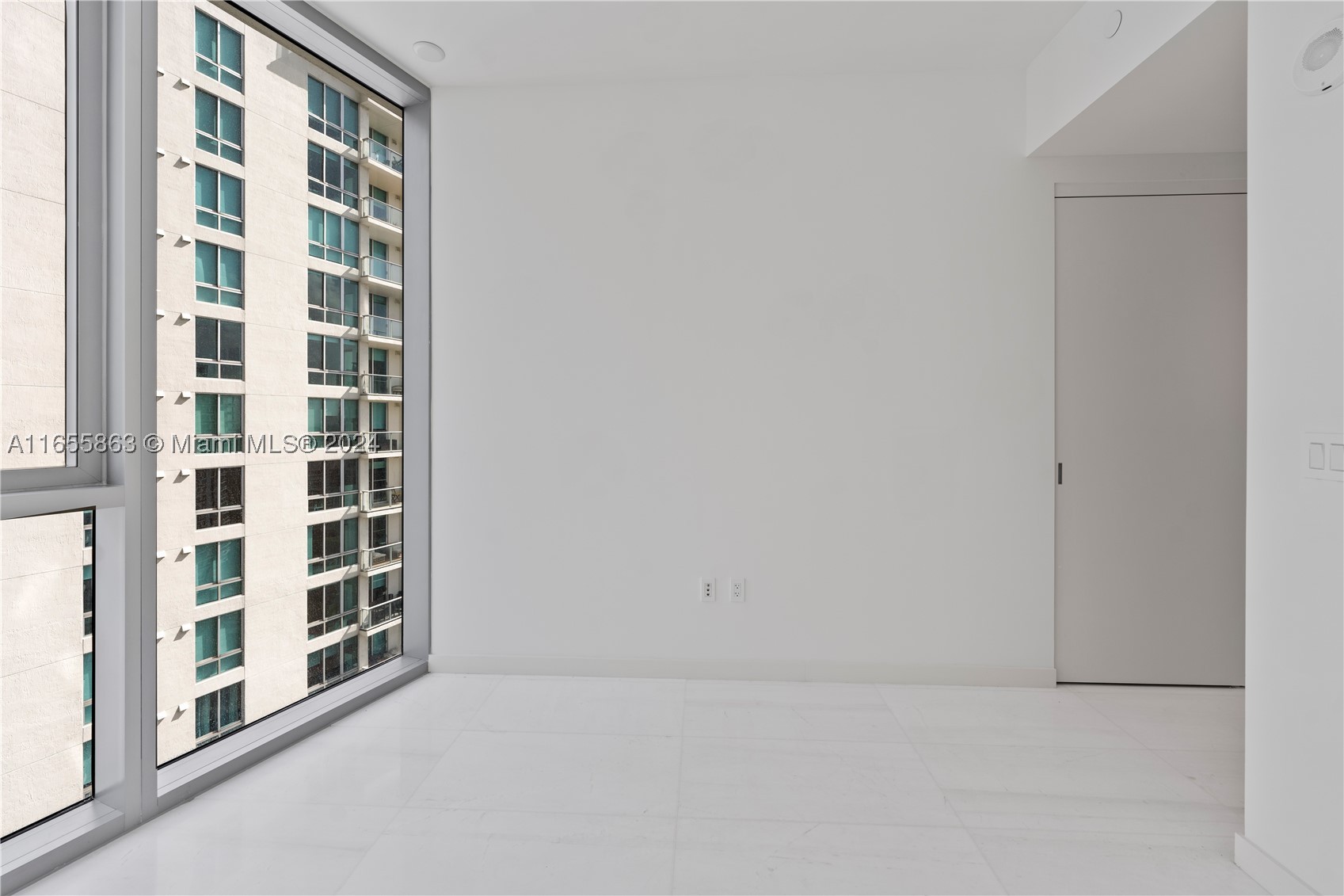 300 Biscayne Blvd Way #3201, Miami FL 33131
