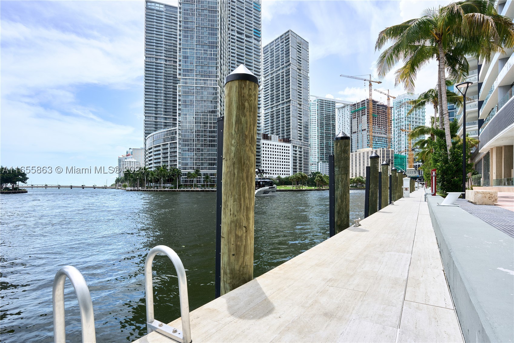 300 Biscayne Blvd Way #3201, Miami FL 33131