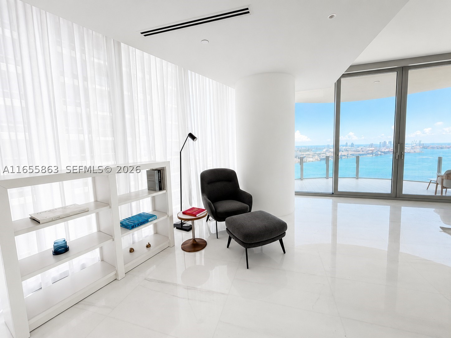 300 Biscayne Blvd Way #3201, Miami FL 33131
