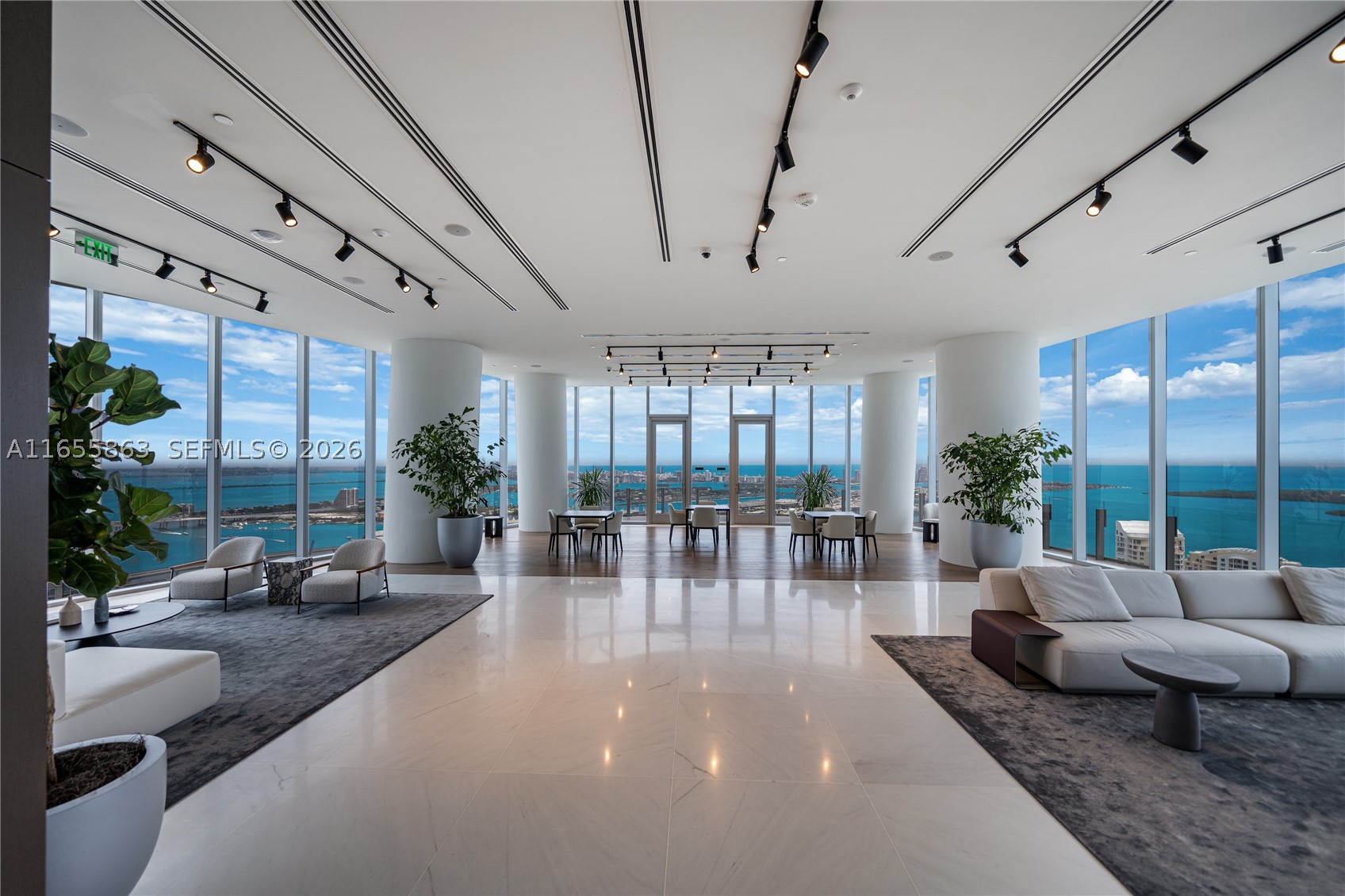 300 Biscayne Blvd Way #3201, Miami FL 33131