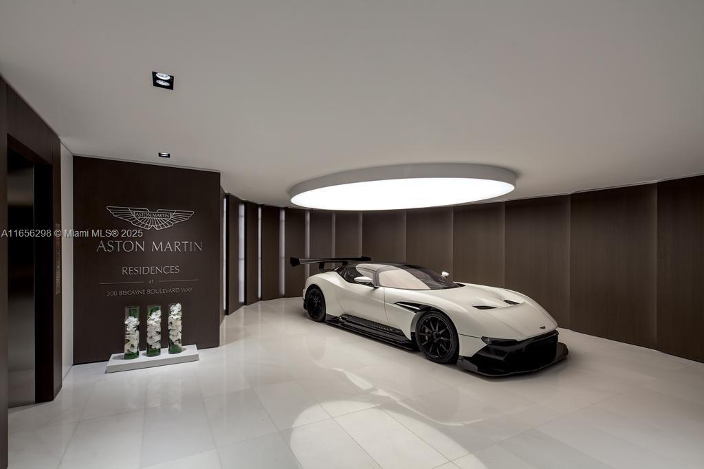 300 Biscayne Blvd Way #6301, Miami FL 33131