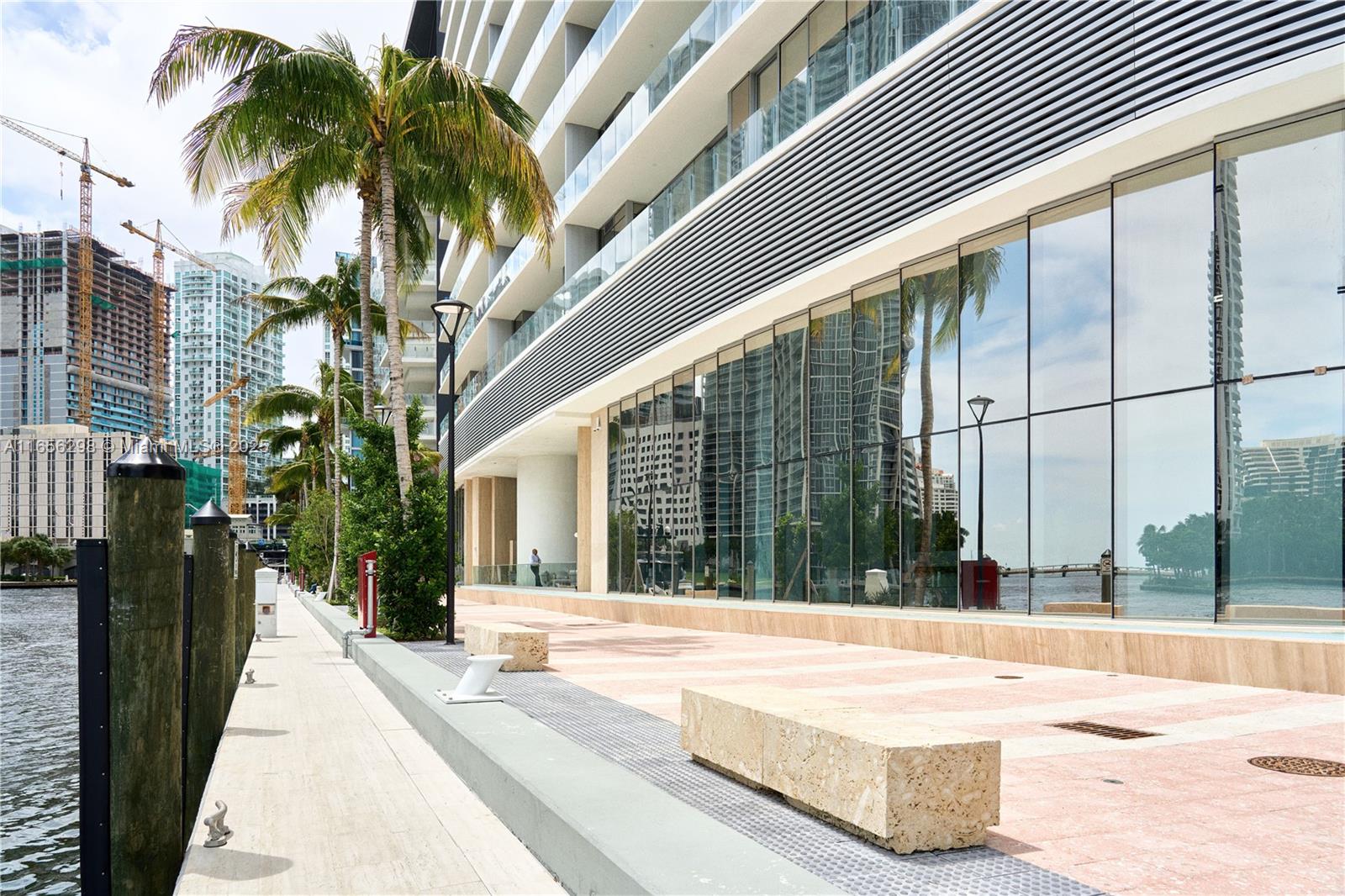 300 Biscayne Blvd Way #6301, Miami FL 33131