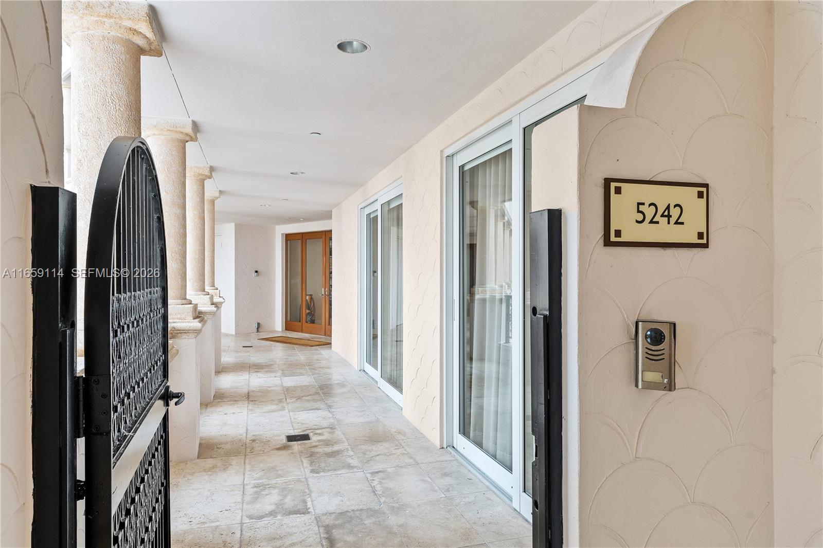 5242 Fisher Island Dr #5242, Miami Beach FL 33109