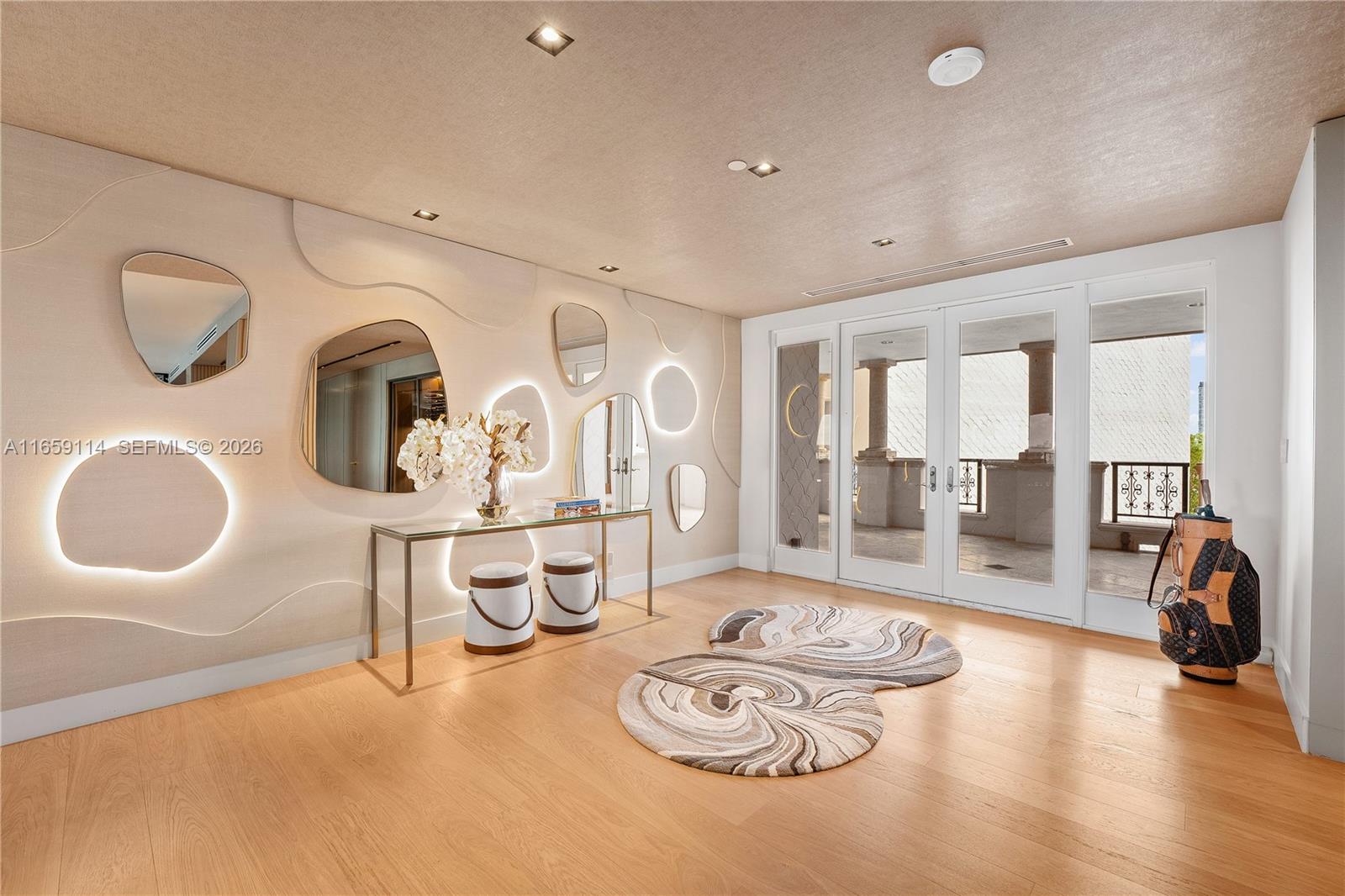 5242 Fisher Island Dr #5242, Miami Beach FL 33109