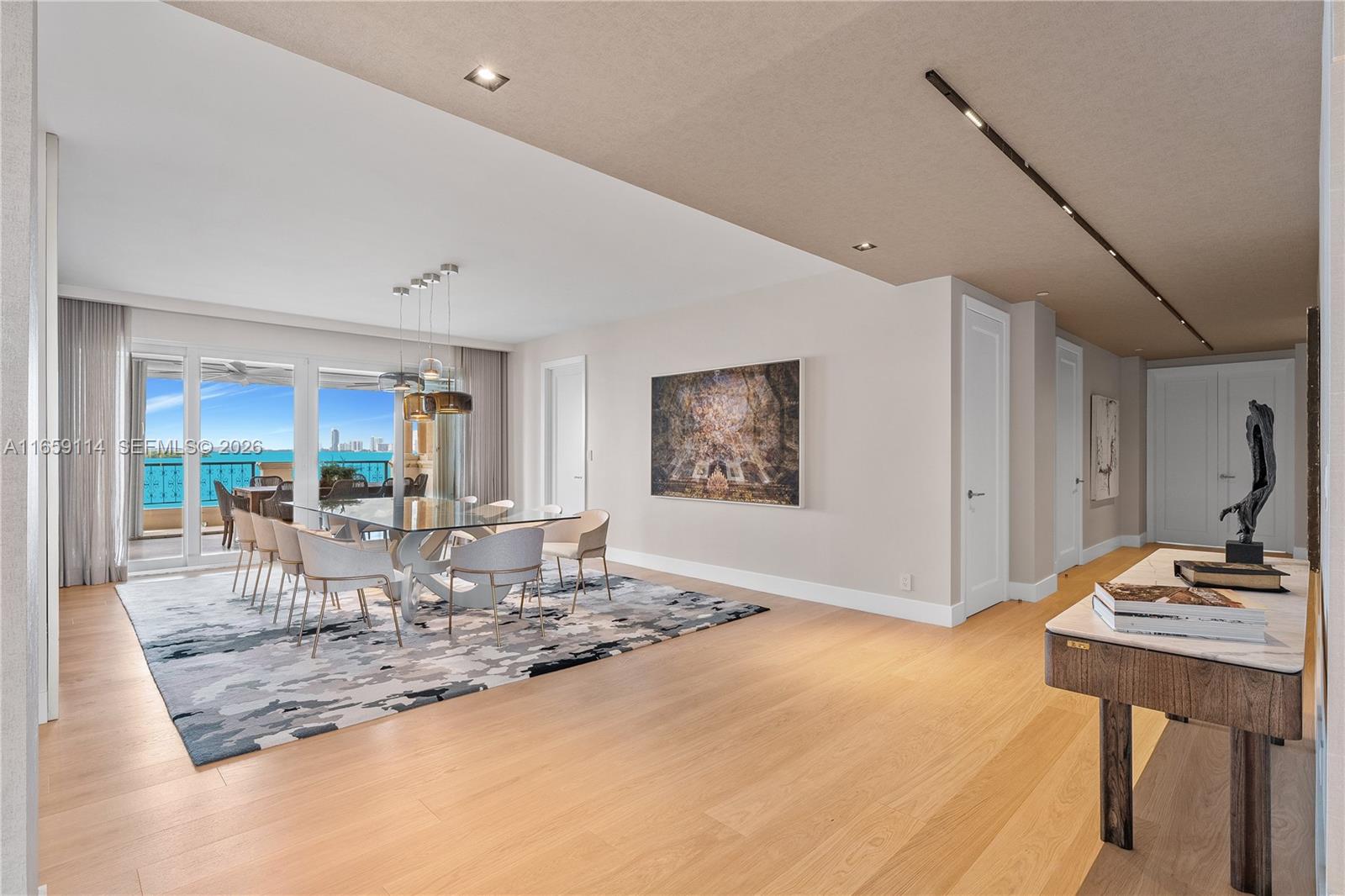 5242 Fisher Island Dr #5242, Miami Beach FL 33109