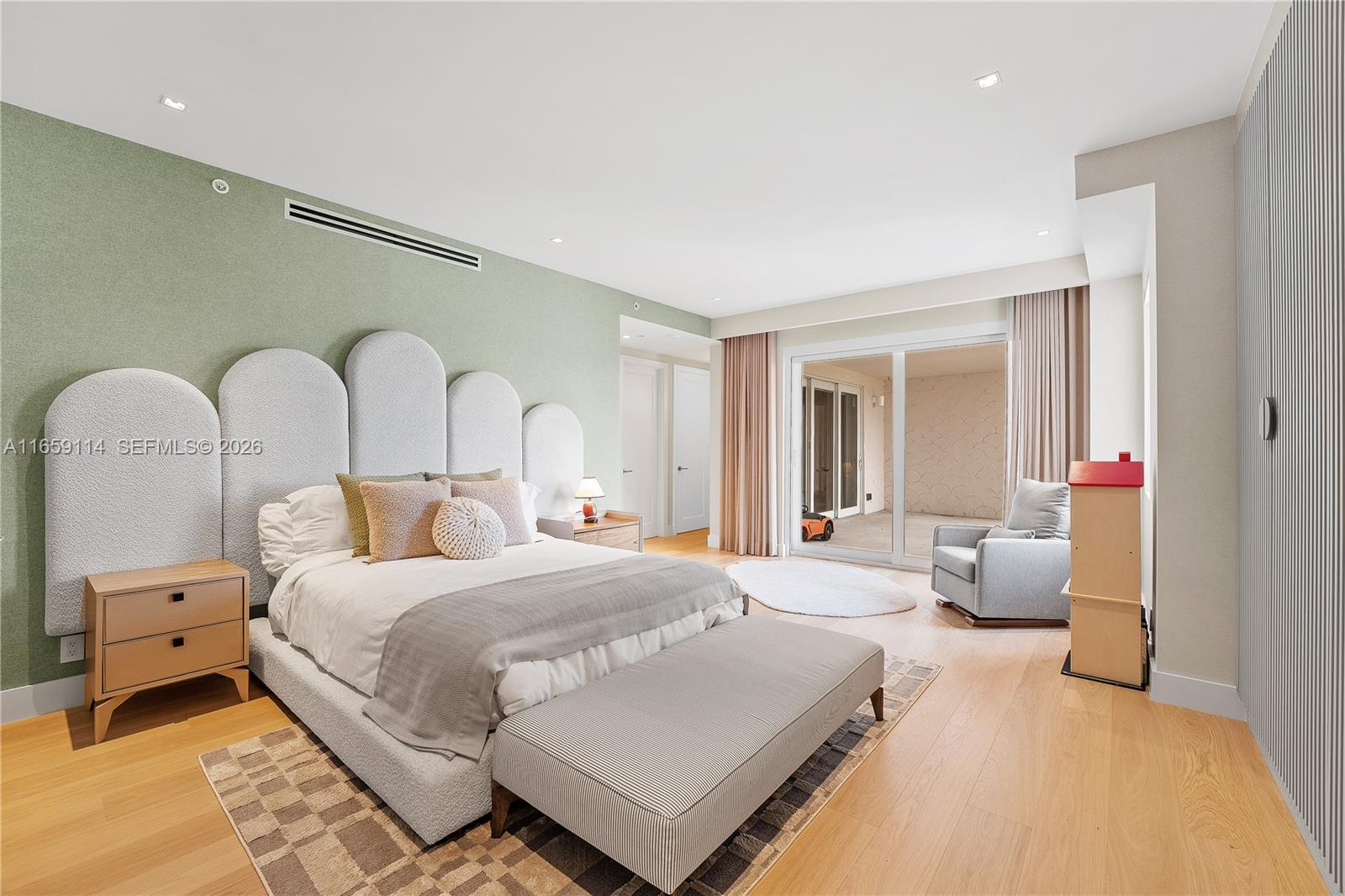 5242 Fisher Island Dr #5242, Miami Beach FL 33109