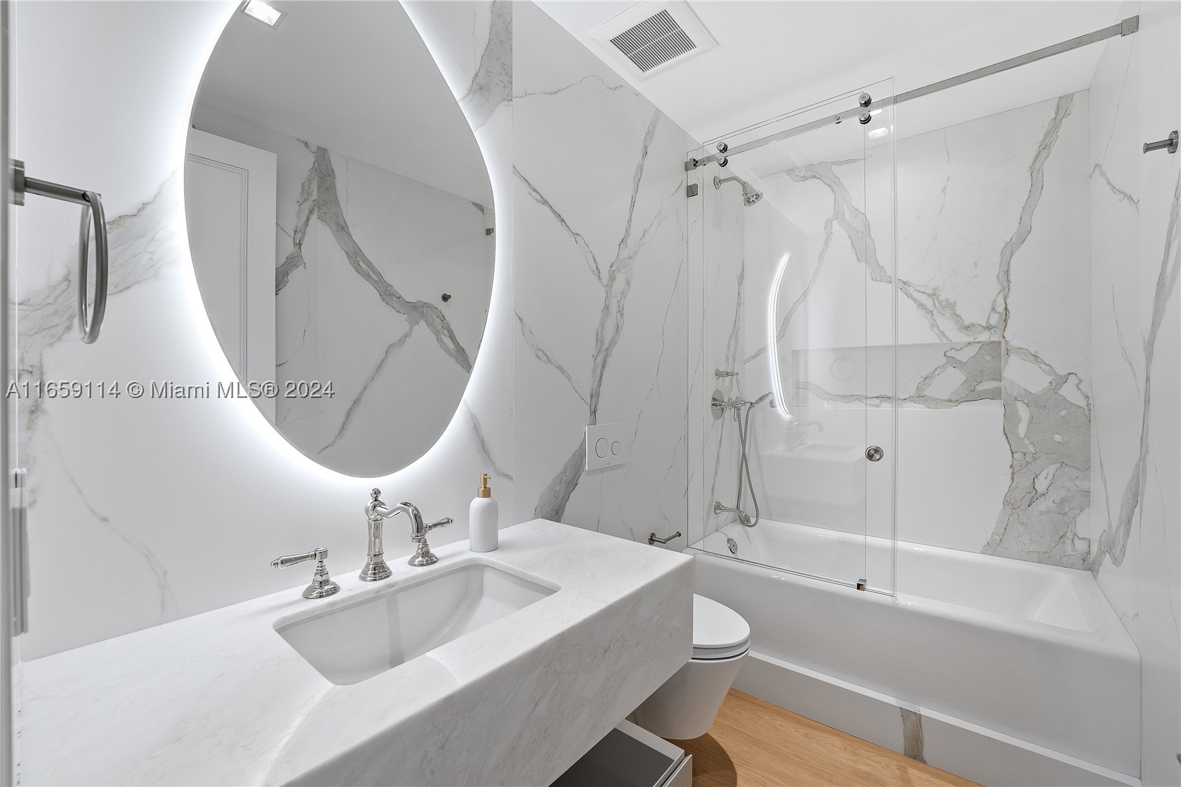 5242 Fisher Island Dr #5242, Miami Beach FL 33109