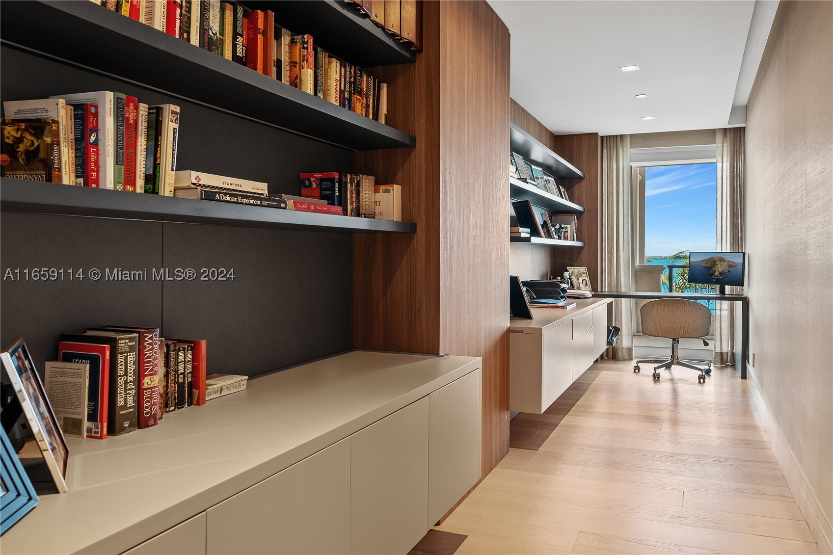 5242 Fisher Island Dr #5242, Miami Beach FL 33109