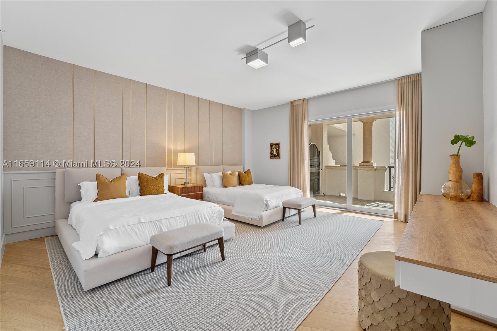 5242 Fisher Island Dr #5242, Miami Beach FL 33109
