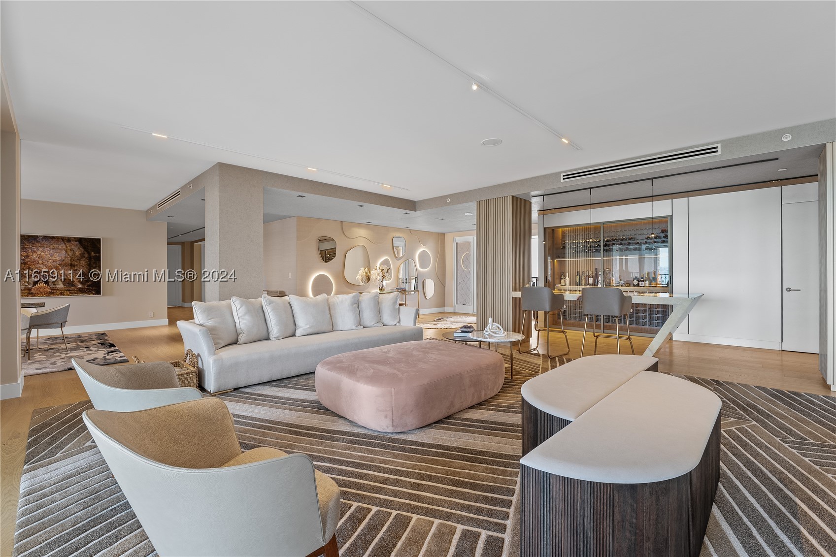 5242 Fisher Island Dr #5242, Miami Beach FL 33109