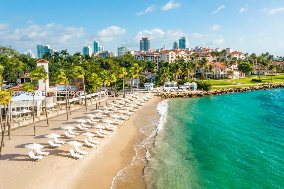 5242 Fisher Island Dr #5242, Miami Beach FL 33109