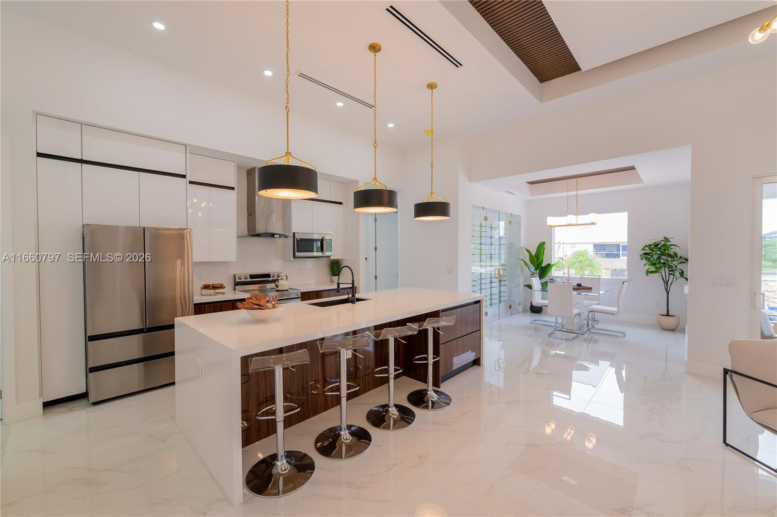 1528 SW 15th Ave, Cape Coral FL 33991
