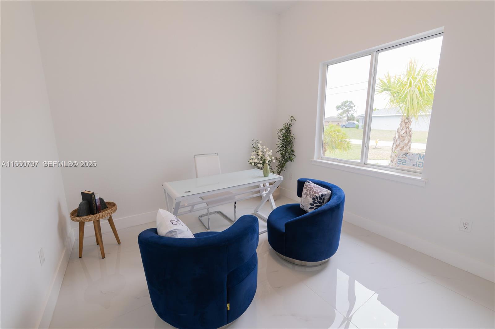 1528 SW 15th Ave, Cape Coral FL 33991
