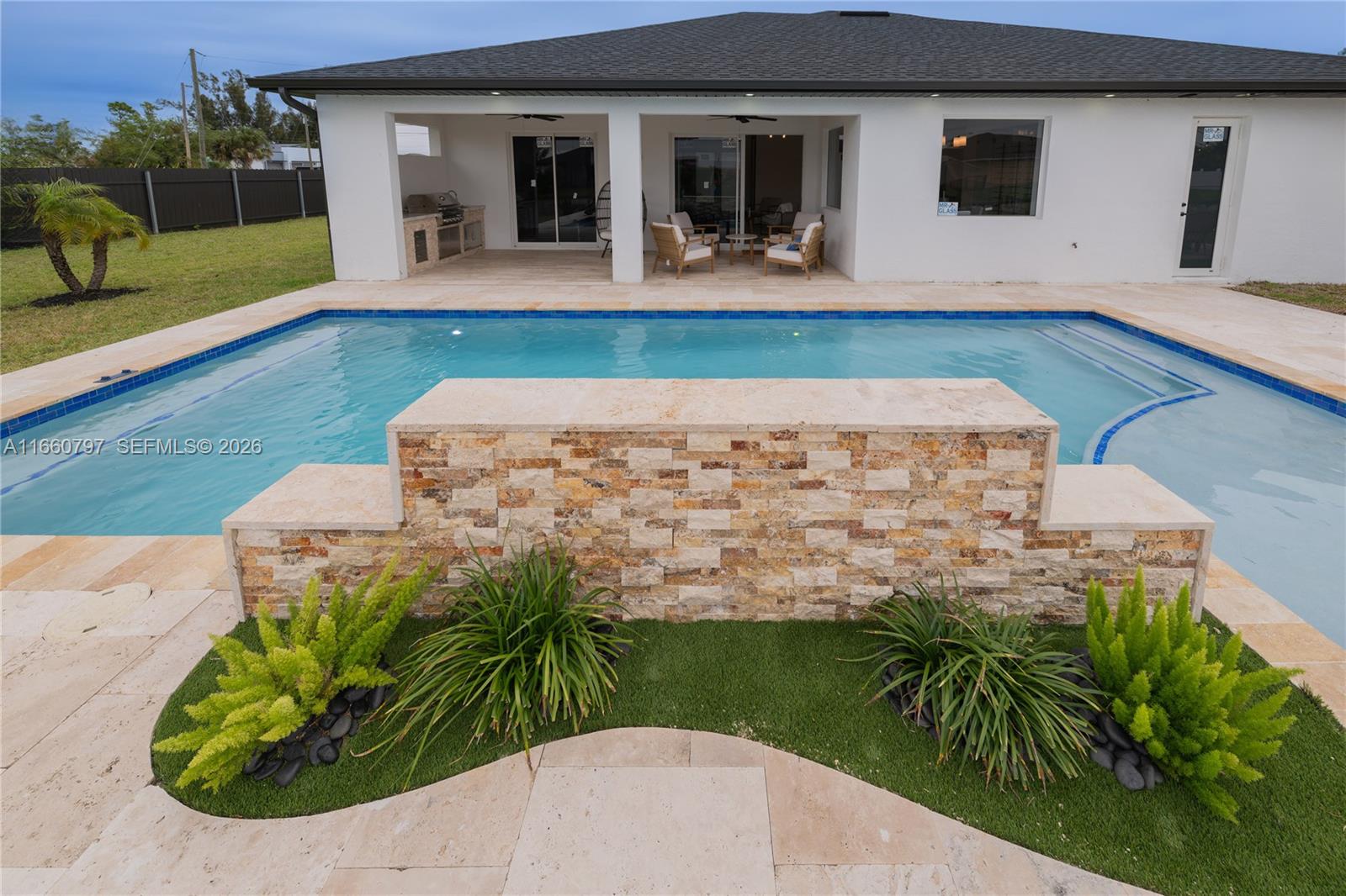 1528 SW 15th Ave, Cape Coral FL 33991