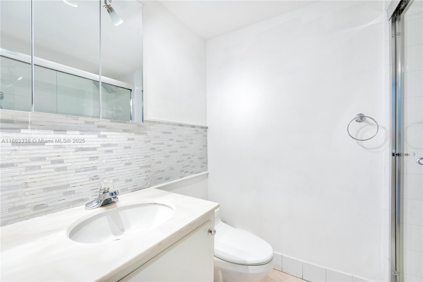 5151 Collins Ave #925, Miami Beach FL 33140
