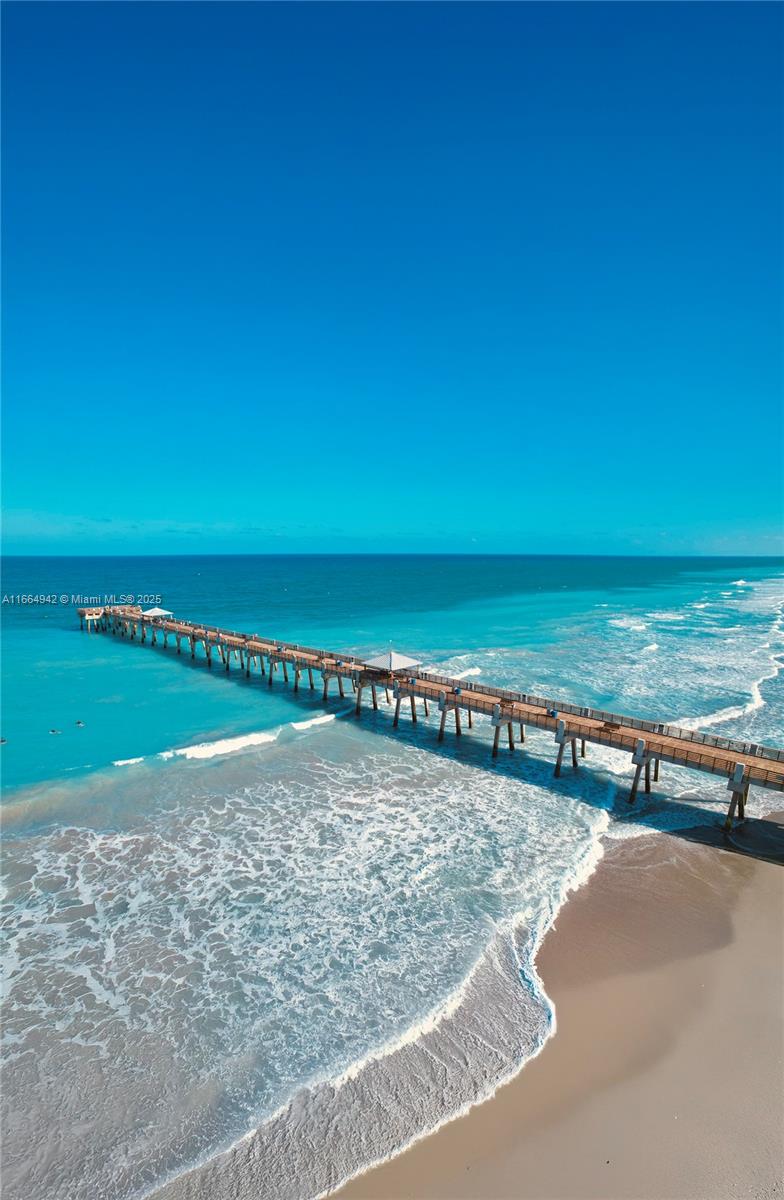 1011 US Highway One #A202, Juno Beach FL 33408