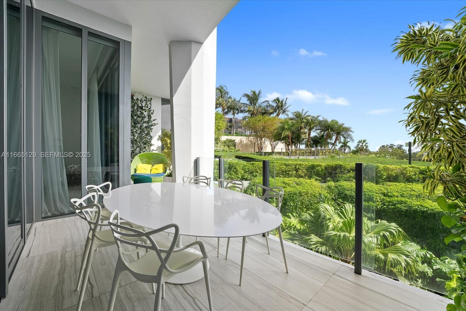 2811 S Bayshore Dr #4C, Miami FL 33133
