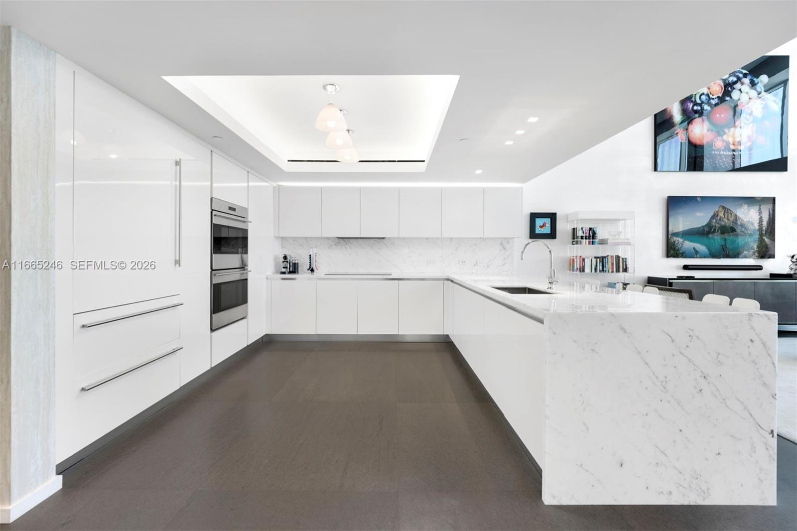 10 VENETIAN WAY #PH 2/3, Miami Beach FL 33139