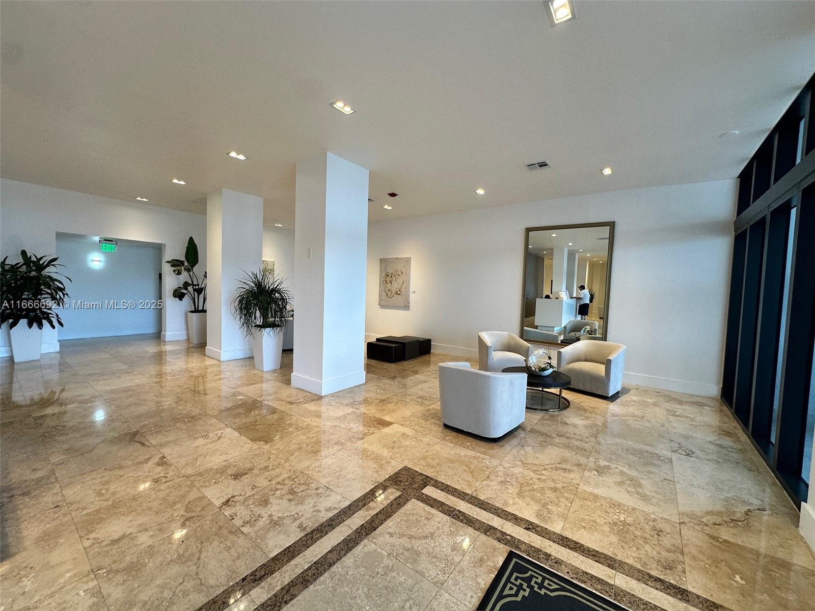 2201 S Ocean Dr #904, Hollywood FL 33019