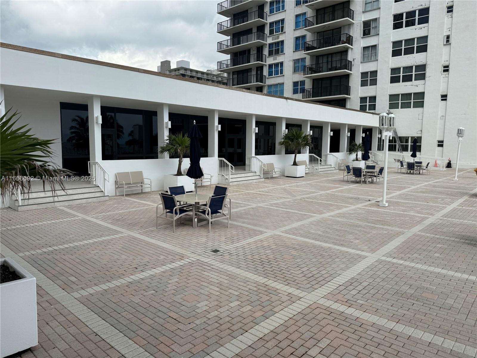 2201 S Ocean Dr #904, Hollywood FL 33019