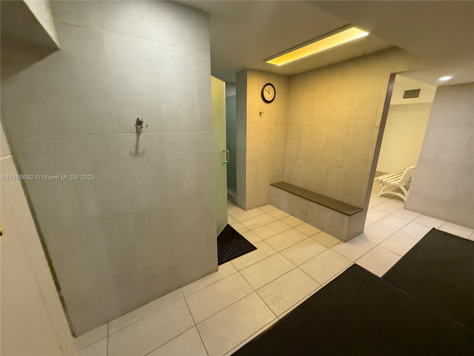 2201 S Ocean Dr #904, Hollywood FL 33019