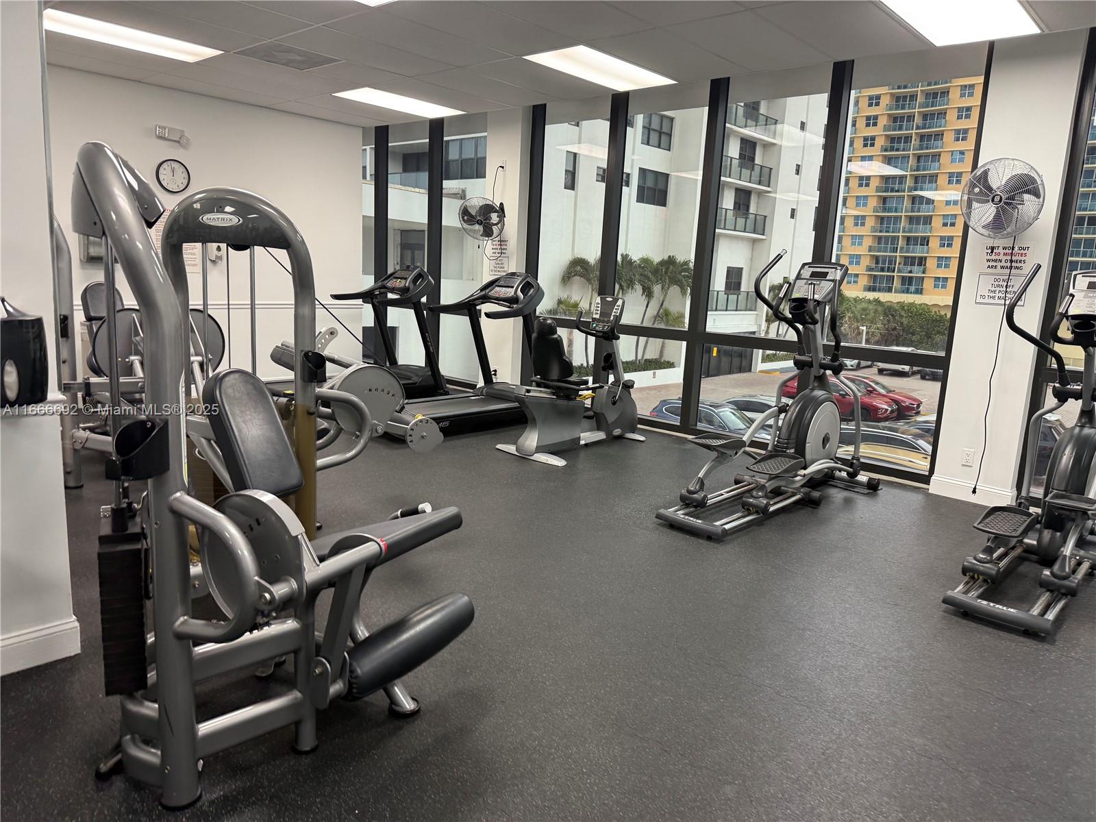 2201 S Ocean Dr #904, Hollywood FL 33019
