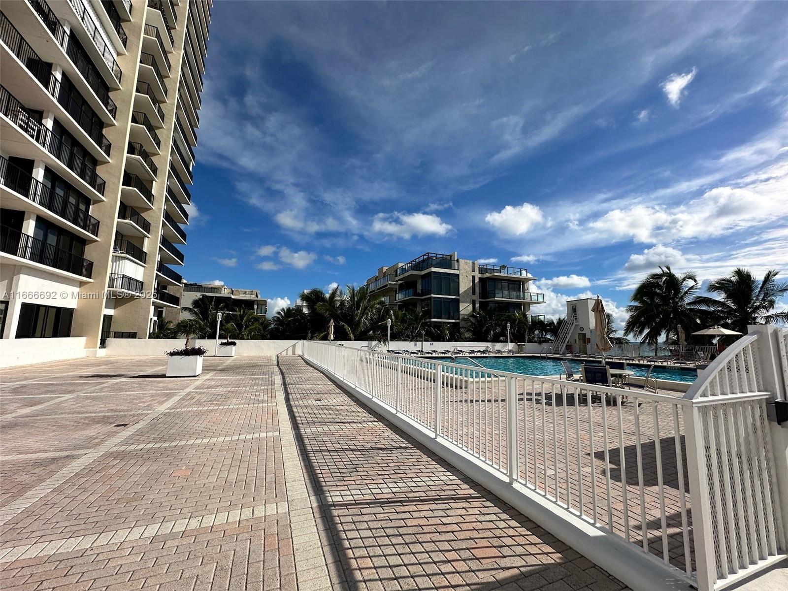 2201 S Ocean Dr #904, Hollywood FL 33019