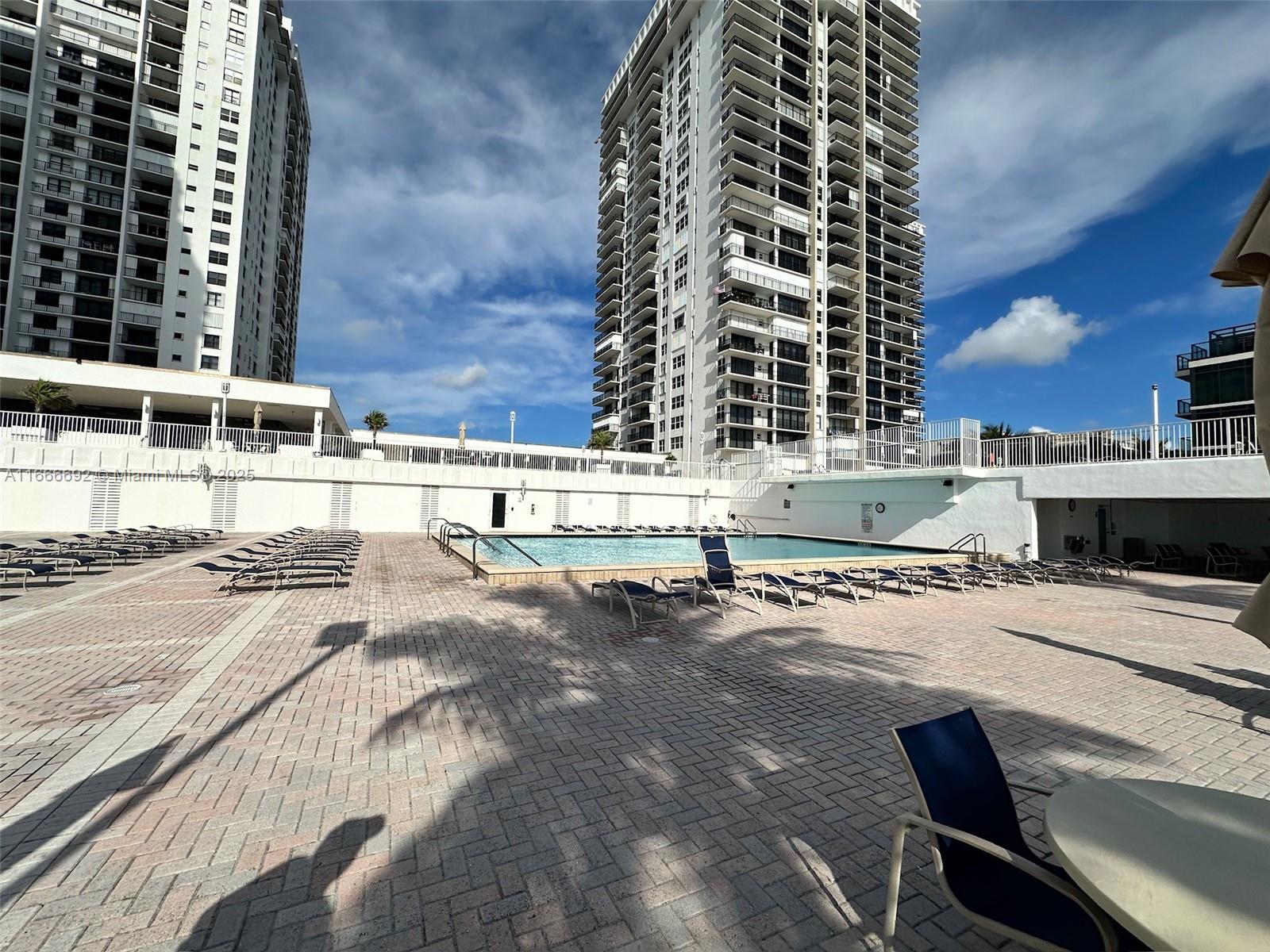 2201 S Ocean Dr #904, Hollywood FL 33019