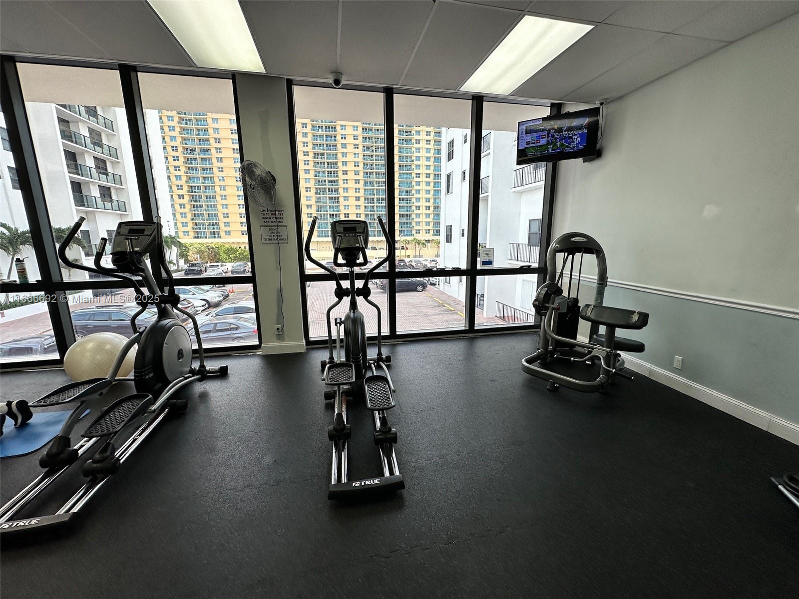 2201 S Ocean Dr #904, Hollywood FL 33019