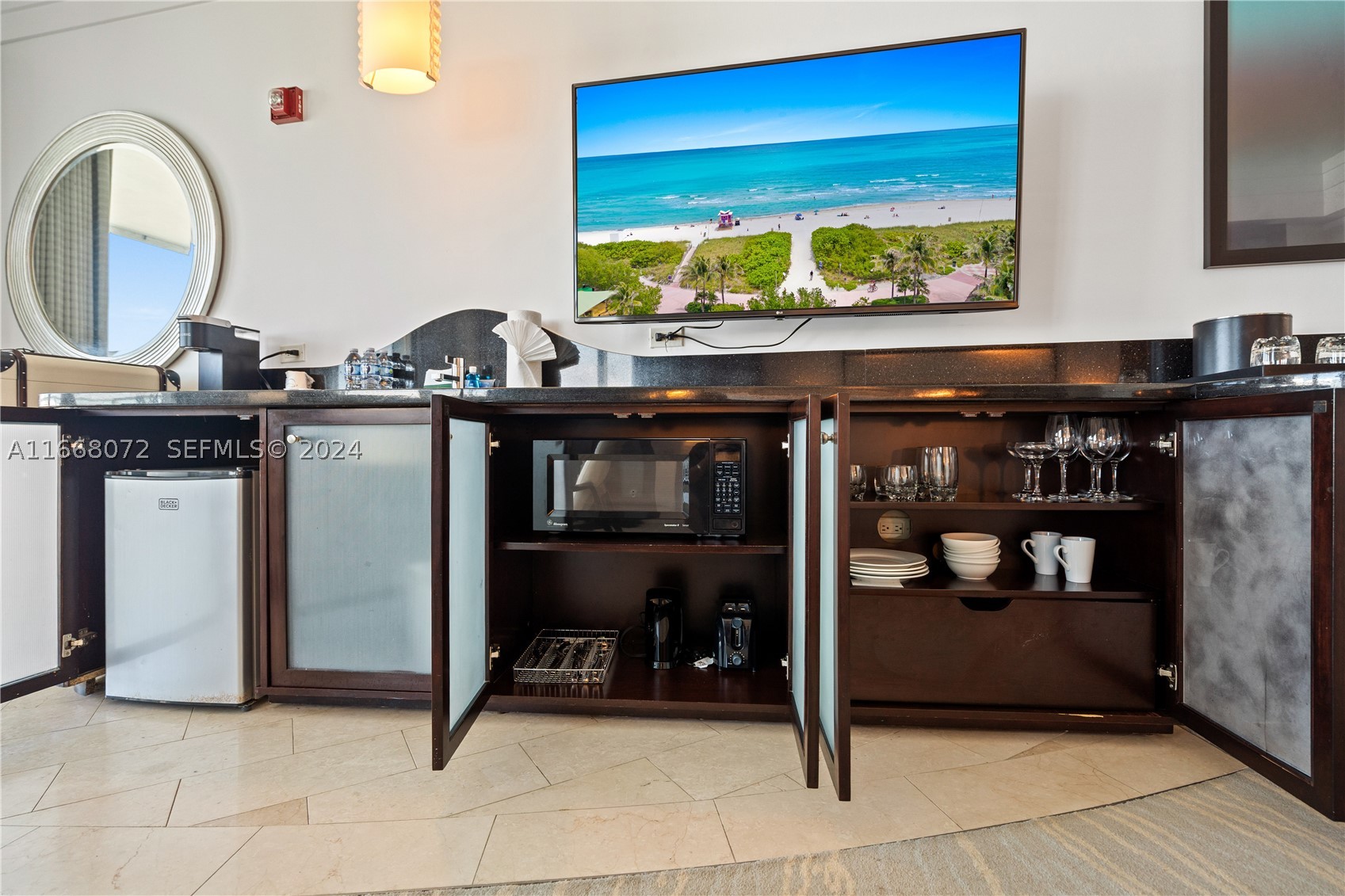 4391 Collins Ave #1501, Miami Beach FL 33140
