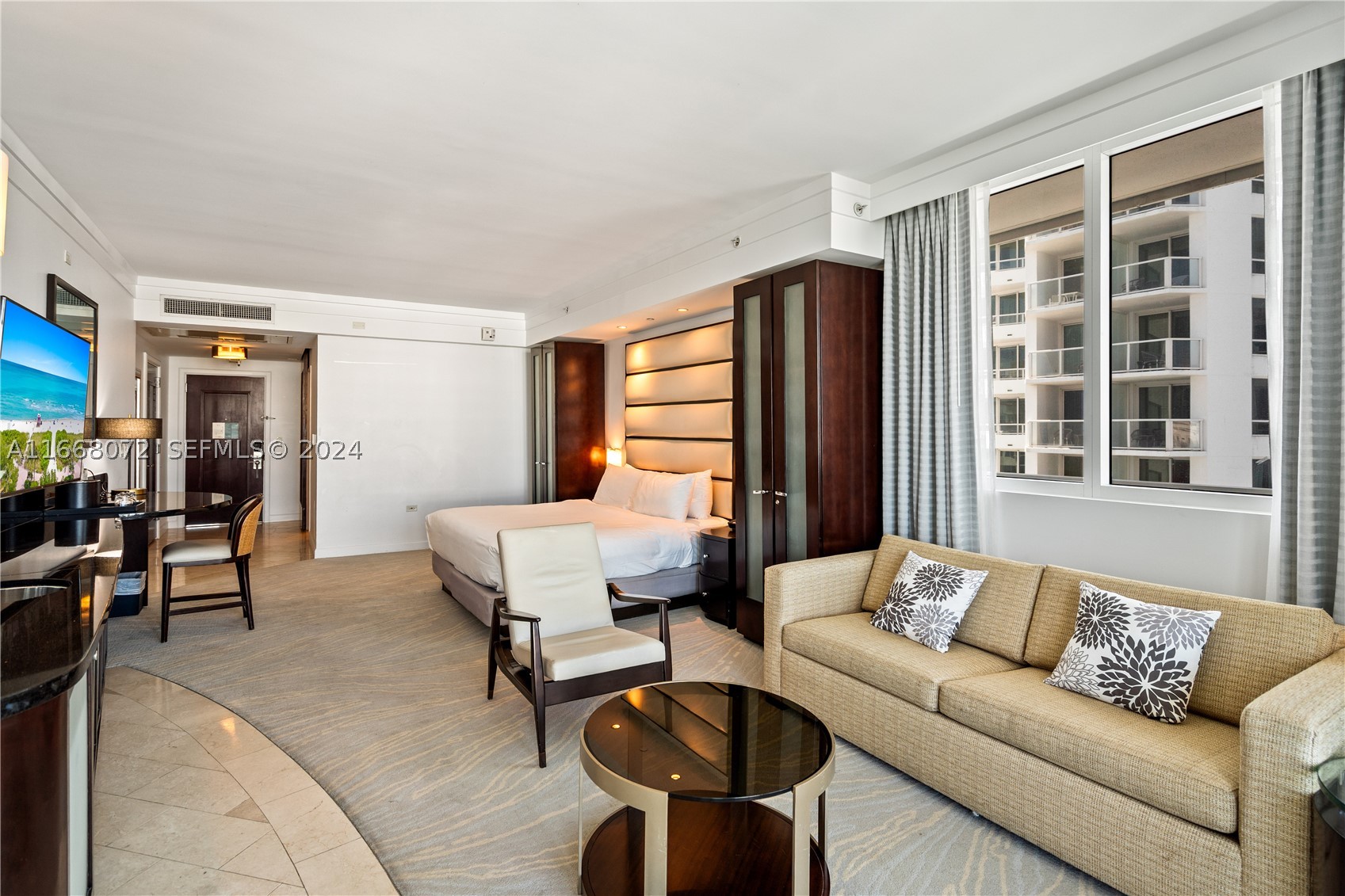 4391 Collins Ave #1501, Miami Beach FL 33140