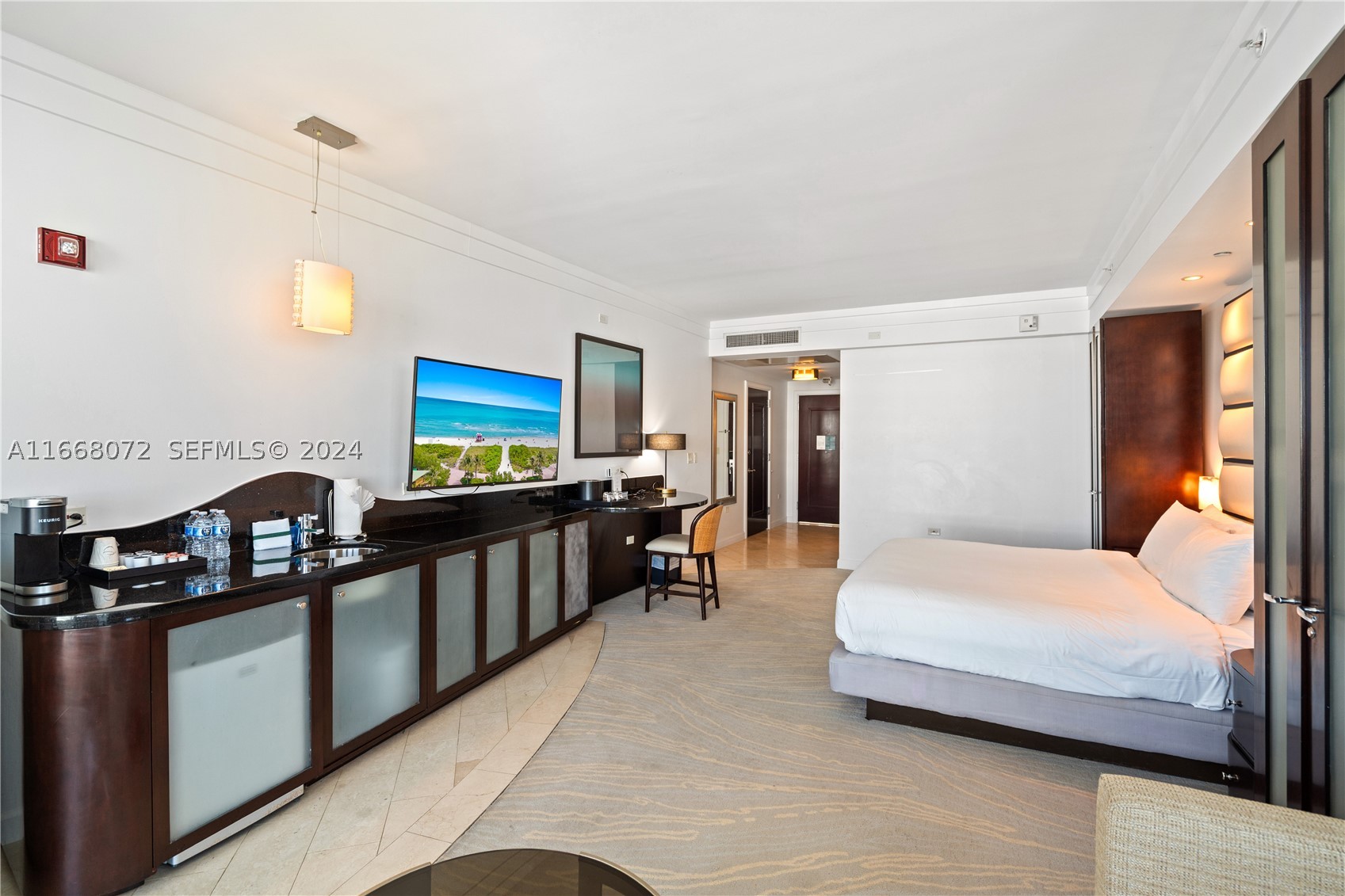 4391 Collins Ave #1501, Miami Beach FL 33140