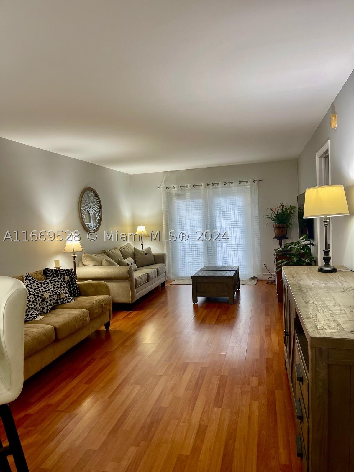 840 Pine Dr #103, Pompano Beach FL 33060